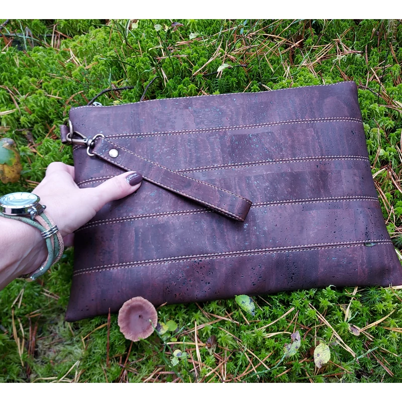 Wrist bag (chokolate brown)